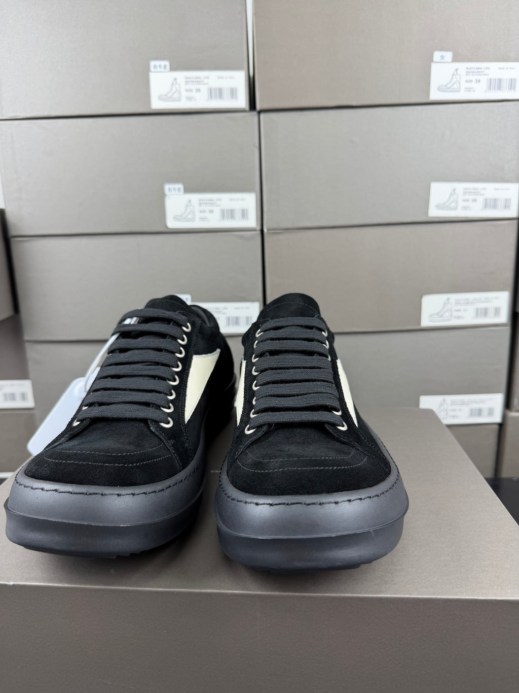 Vintage Low Shoes