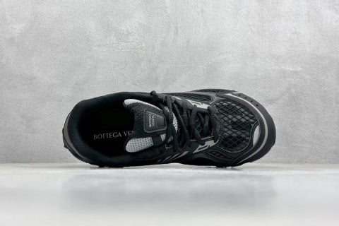 Orbit Runner