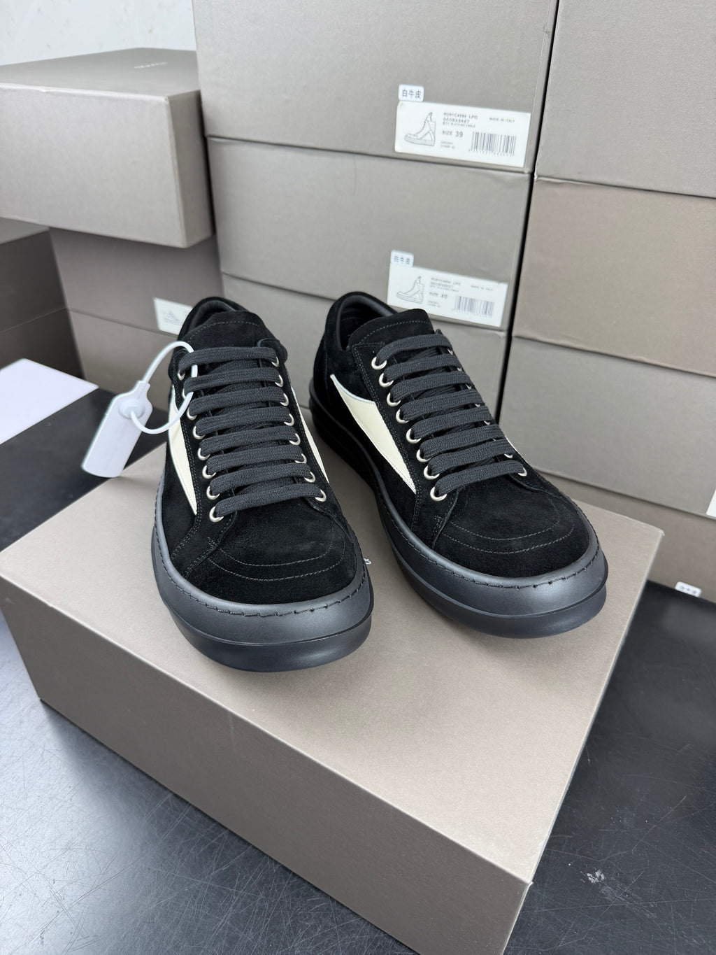 Vintage Low Shoes