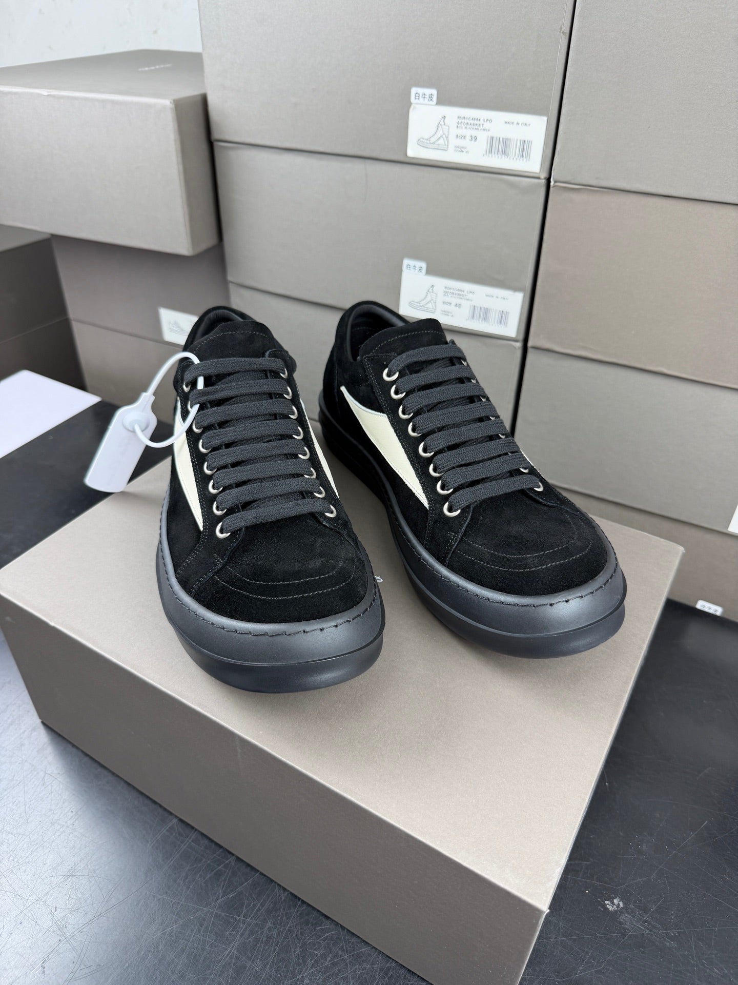 Vintage Low Shoes