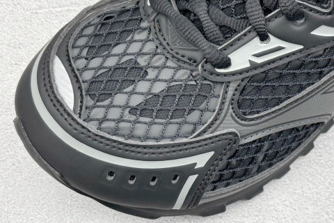Orbit Runner