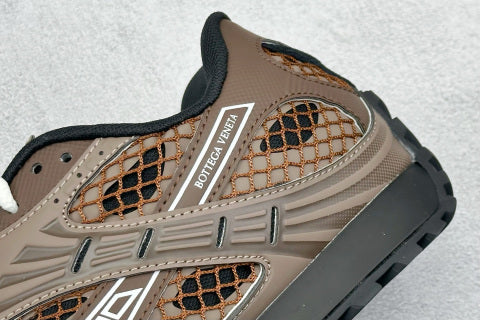 Orbit Runner