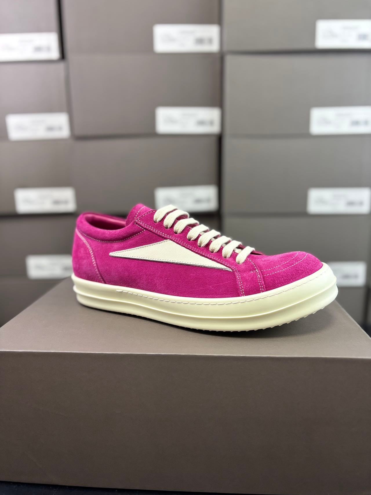 Vintage Low Shoes